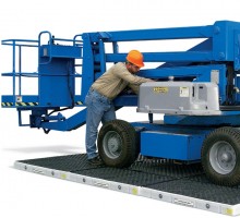 



유해물질 유출시 바닥 액체저장소에 저장되어 외부 유출 방지작업장 바닥에 액체물질이 흐르지 않도록 하여 안전 및 청결 유지그레이팅 상판을 탈부착 할 수 있어 액체관리용이.